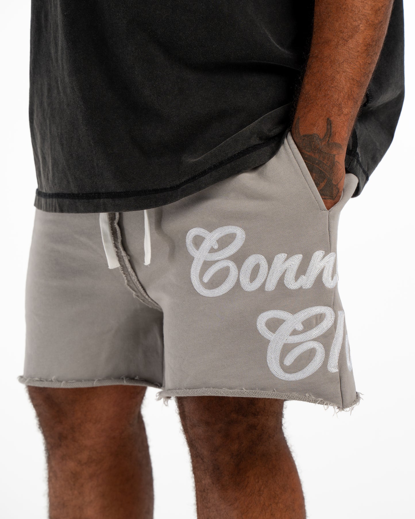 CONNECTED CLUB GREY SHORTS