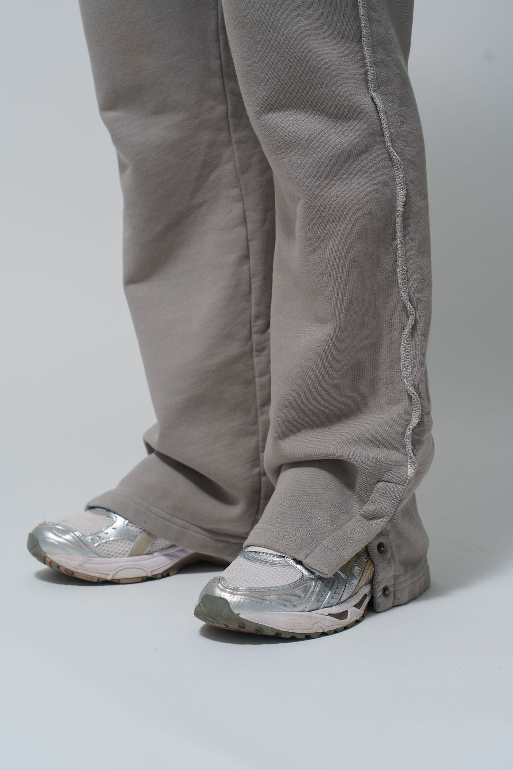 CONNECTED CLUB X GRAY SWEATSUIT