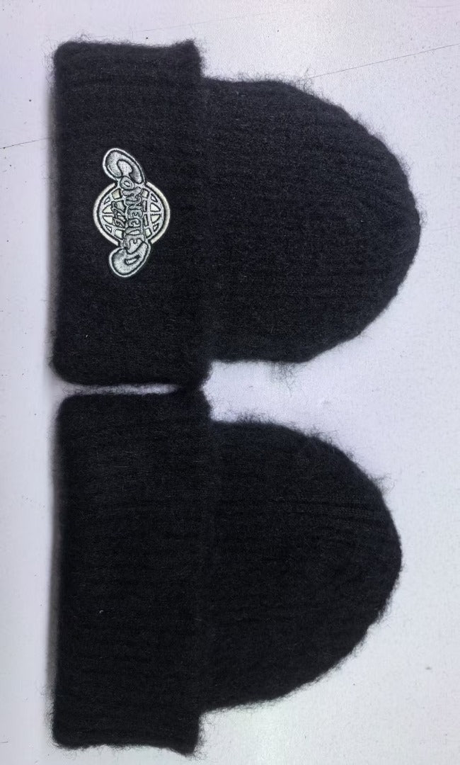 CONNECTED CLUB LOGO PREMIUM CUFFED SKULLY