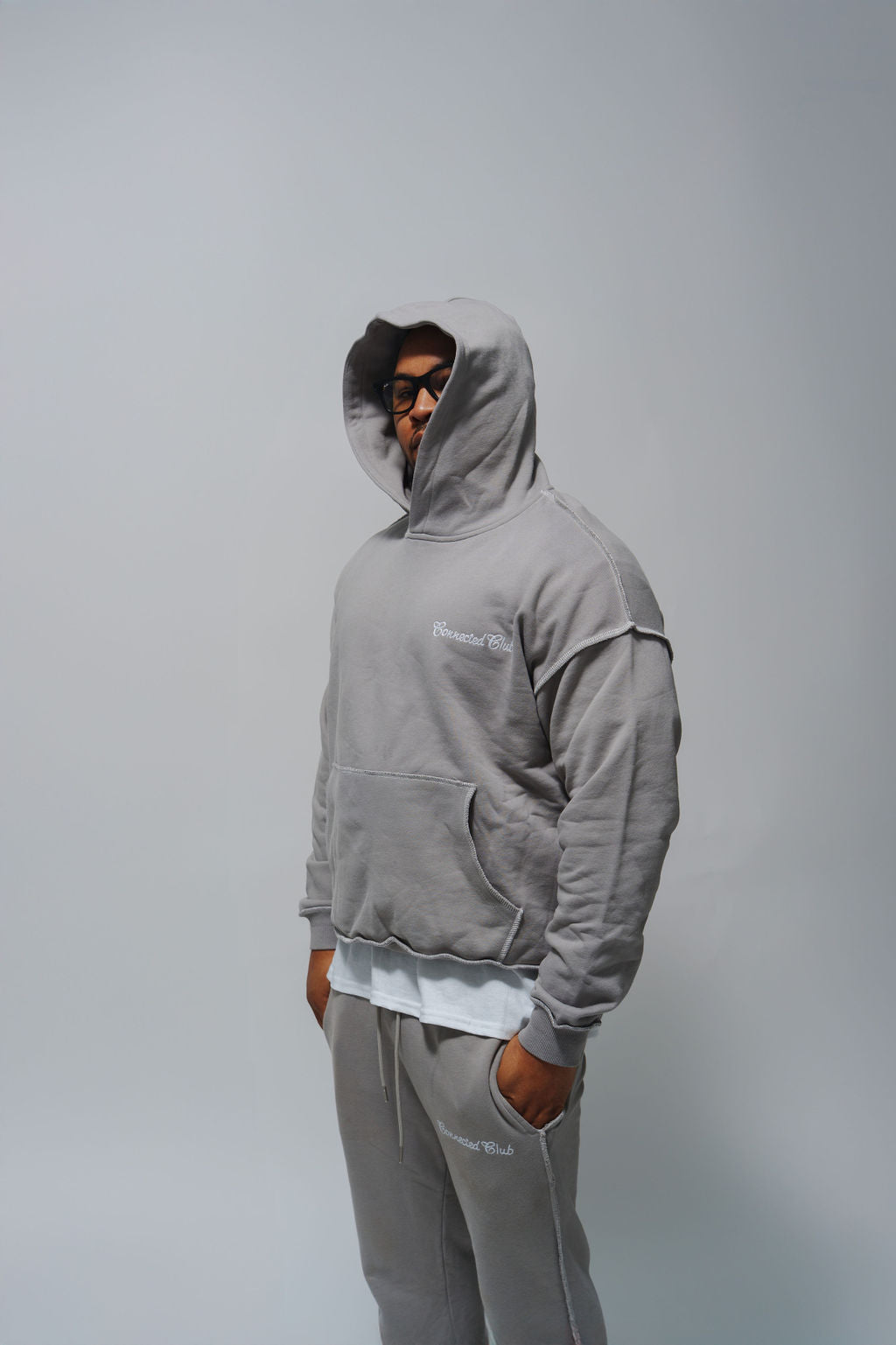CONNECTED CLUB X GRAY SWEATSUIT